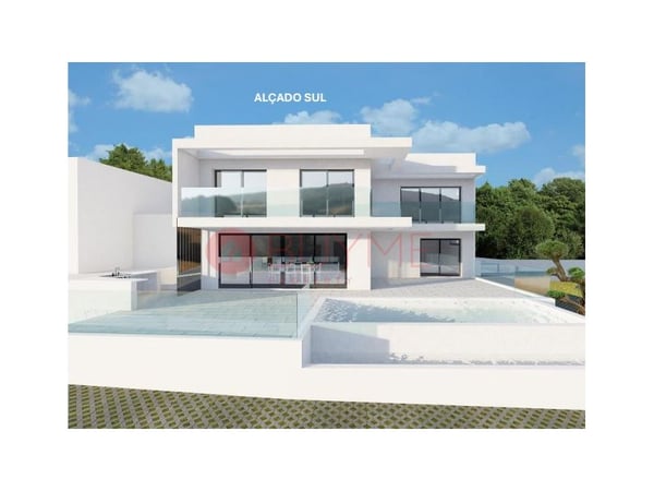 House in Santo Estevao - view 1