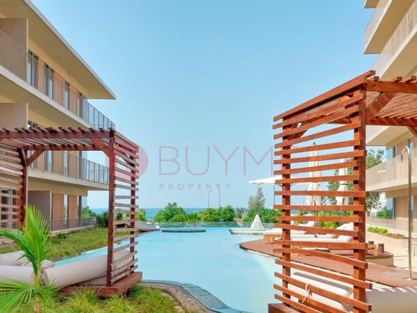 Apartment in Quarteira - view 1