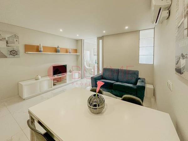 Apartment in Quarteira - view 1