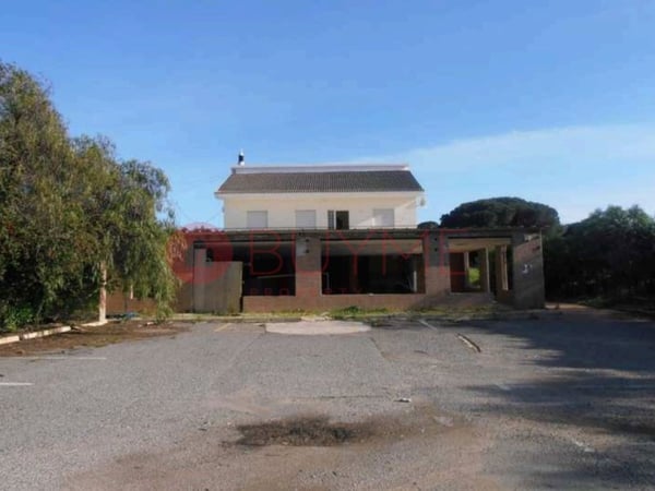 House in Almancil - view 1