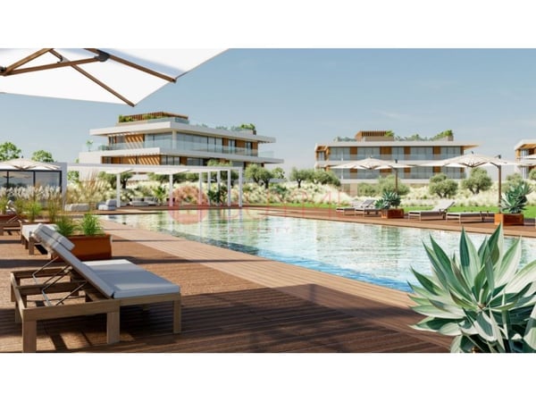 Apartment in Quarteira - view 1