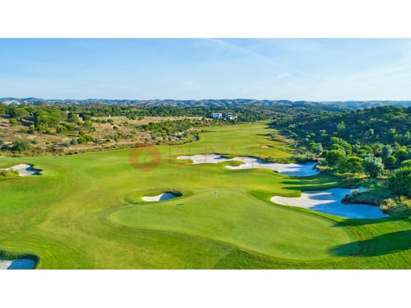 House in Vila Real de Santo Antonio - view 1