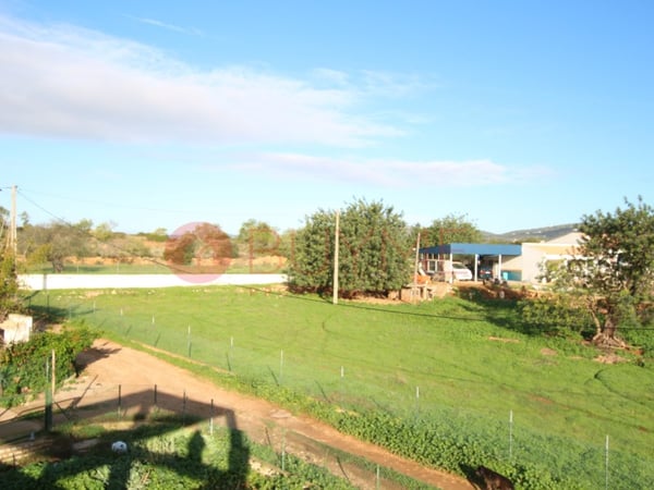 House in Estoi - view 1