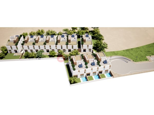 House in Almancil - view 1