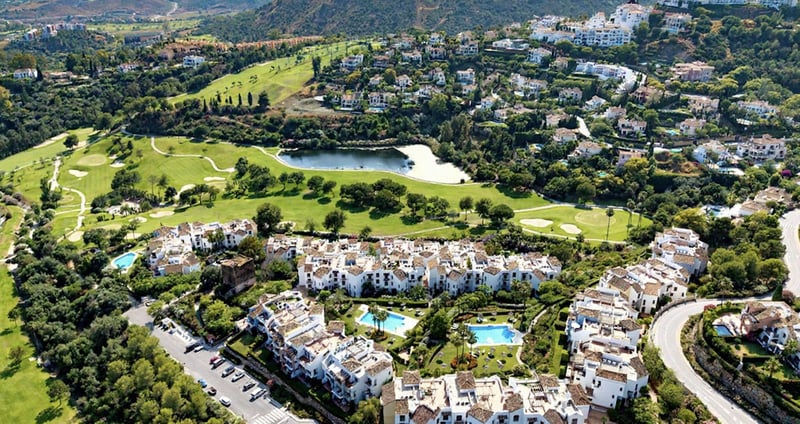 House in Benahavis - view 1