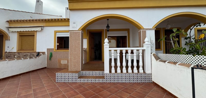 House in Torre de la Horadada - view 1