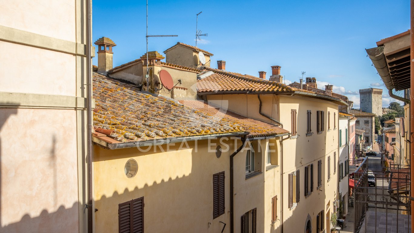 House in Castiglione del Lago - Image 2