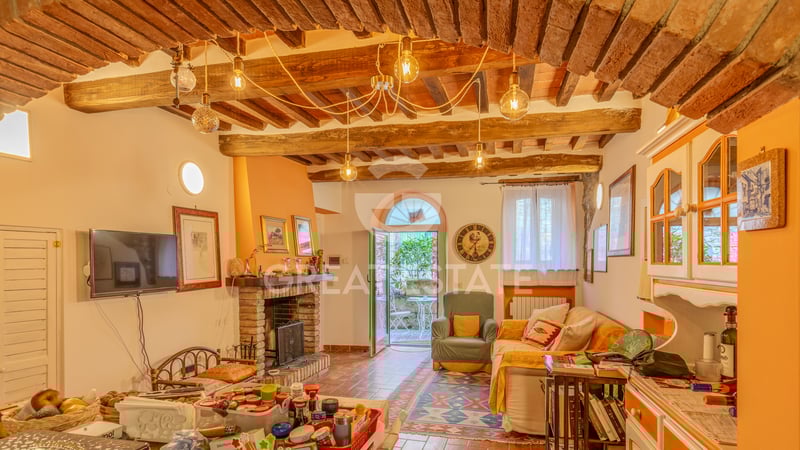 House in Parrano - view 1