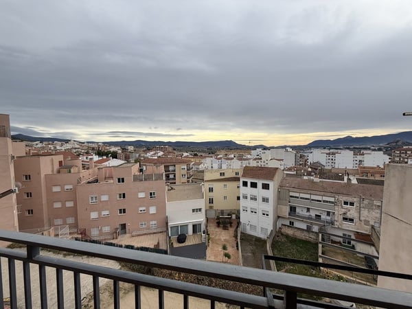 Apartment in Onil - view 1