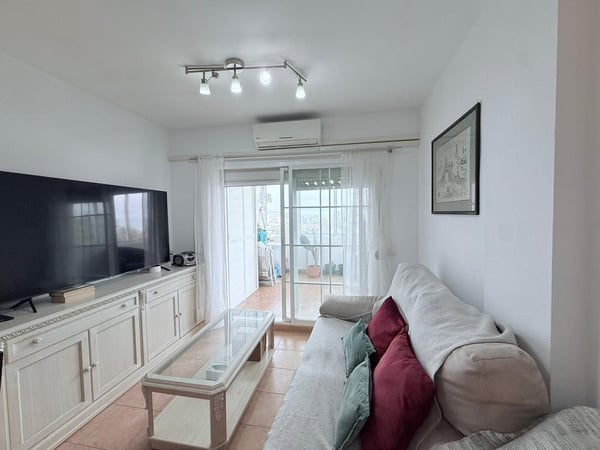 Apartment in Alhaurin el Grande - view 1