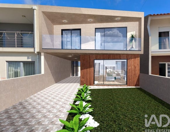 House in Gafanha da Encarnacao - view 1