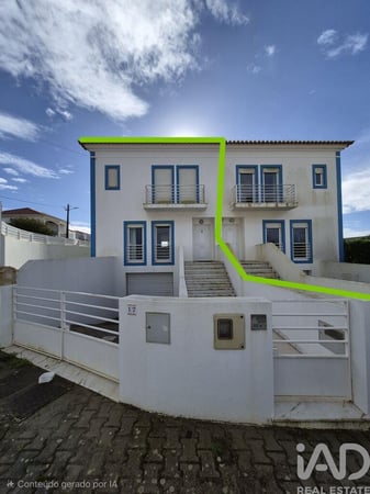 House in Atouguia da Baleia - view 1