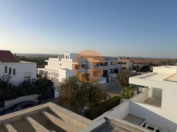 Villa in Castro Marim - view 1