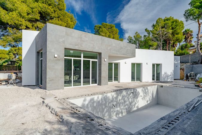 Villa in Calp - view 1