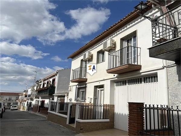 House in Alcala la Real - view 1