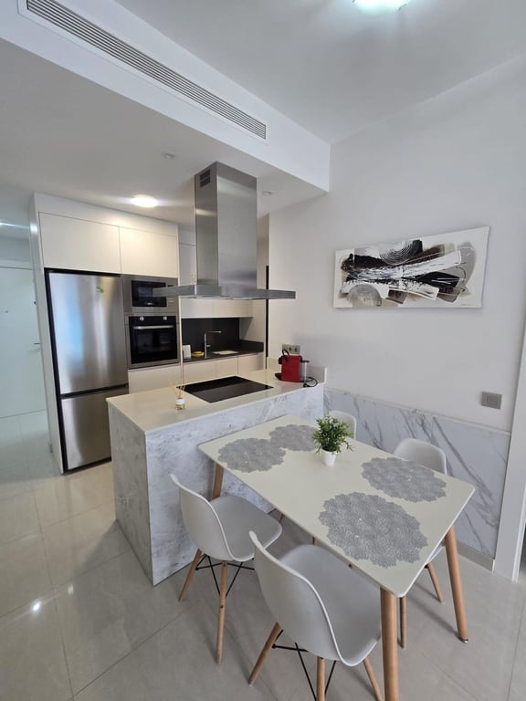 Apartment in Torrevieja - Image 3
