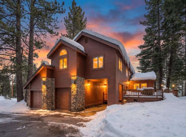 House in Truckee - view 1