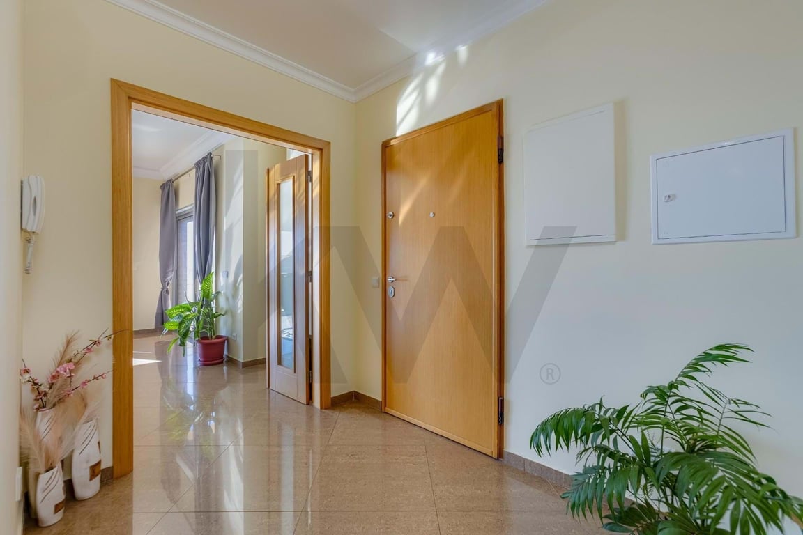 Apartment in Portimao - Image 2