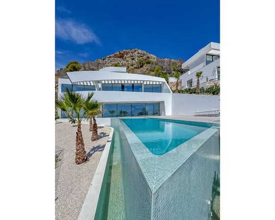 Villa in Altea la Vella - view 1