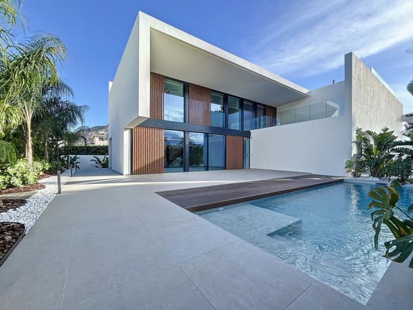 Villa in L'Albir - view 1