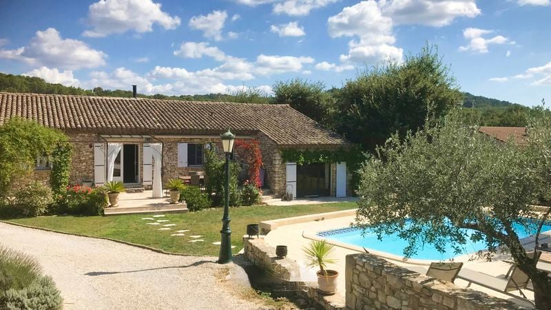 House in Uzes - view 1