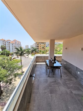 Apartment in Estepona - view 1