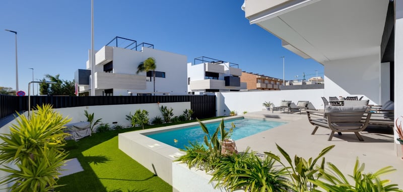 House in Pilar de la Horadada - view 1