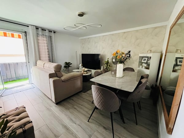 Apartment in San Francisco - view 1