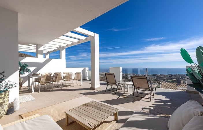 Apartment in Benalmadena - view 1