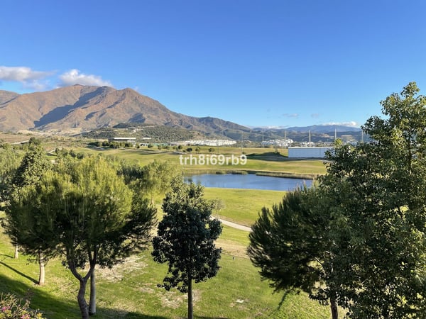 House in Estepona - view 1