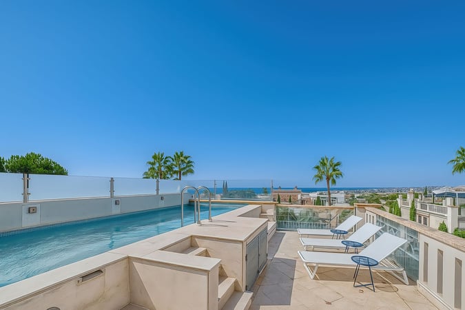 House in Malaga - view 1