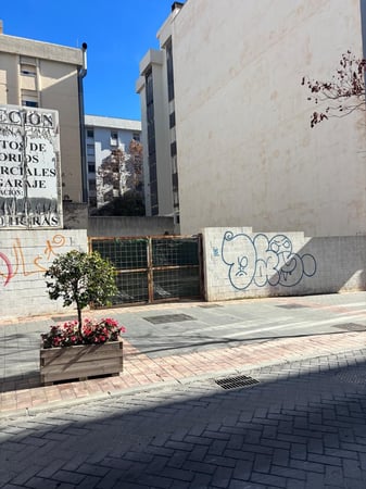 Land in Marbella - view 1