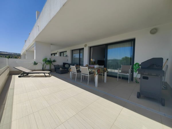Apartment in Estepona - view 1