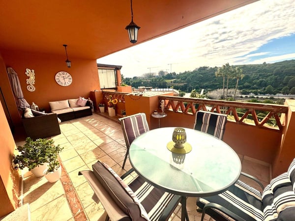 Apartment in Casares - view 1