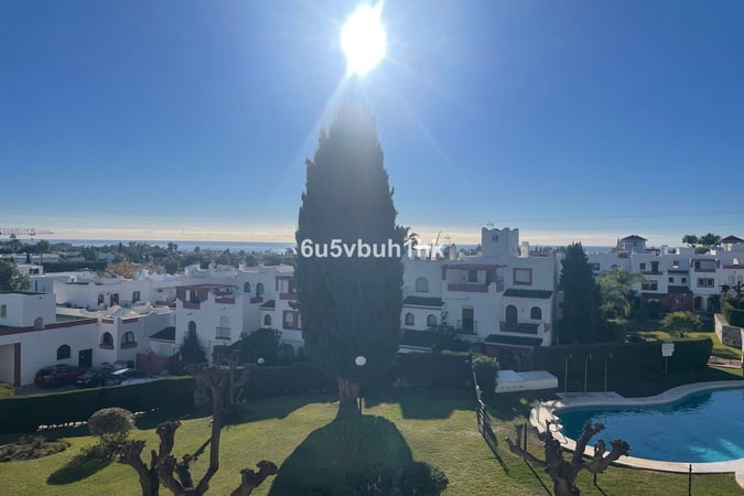 House in Estepona - view 1