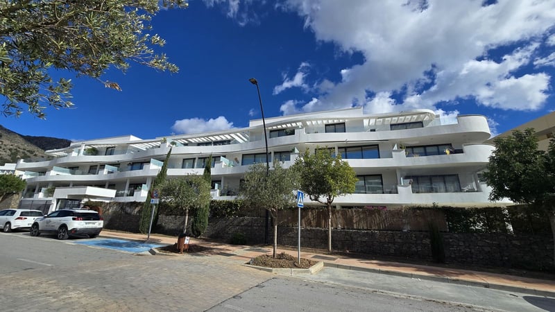 Apartment in Fuengirola - view 1
