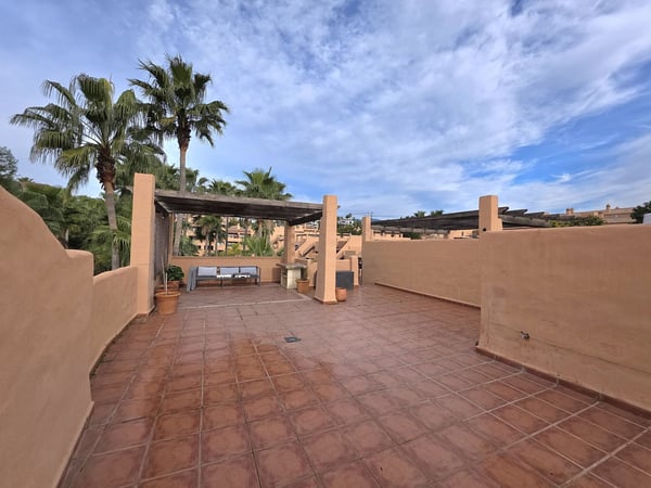 Apartment in Estepona - view 1