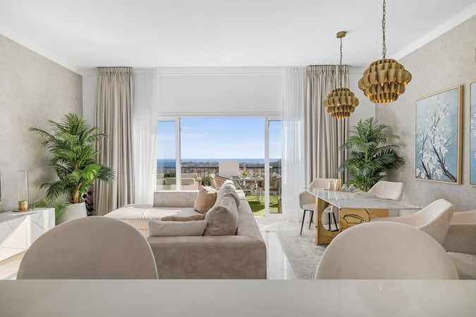 Apartment in Benahavis - view 1