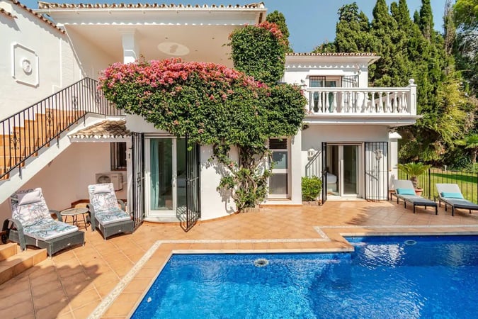 Villa in Marbella - view 1