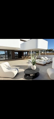 Apartment in Estepona - view 1
