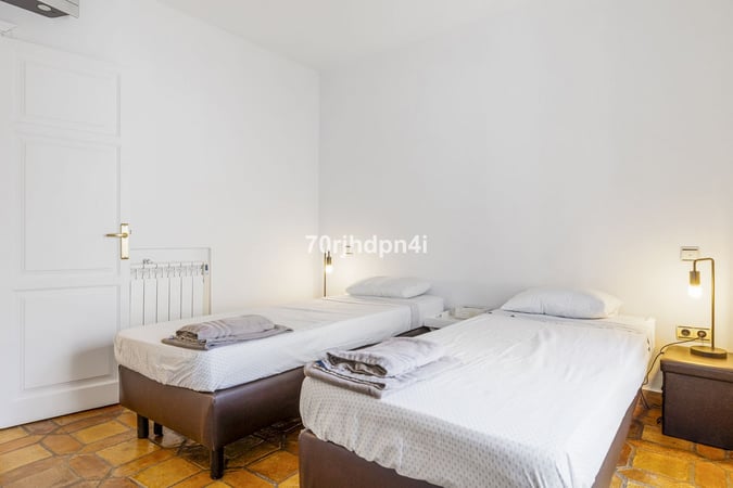 House in Malaga - view 1