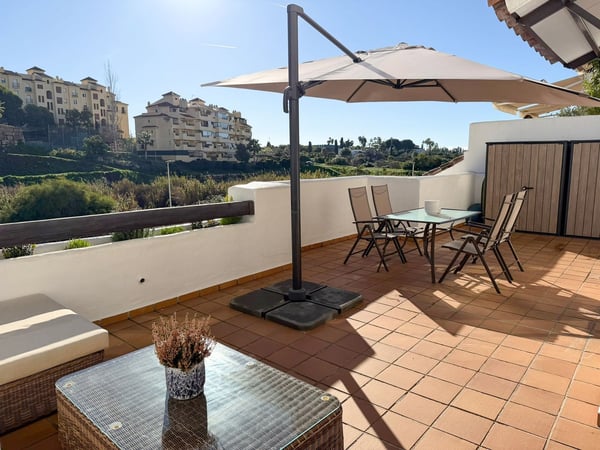 Apartment in Estepona - view 1