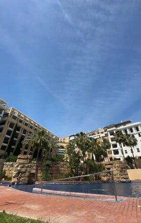 Apartment in San Pedro de Alcantara - view 1