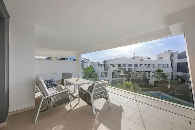 Apartment in Estepona - view 1