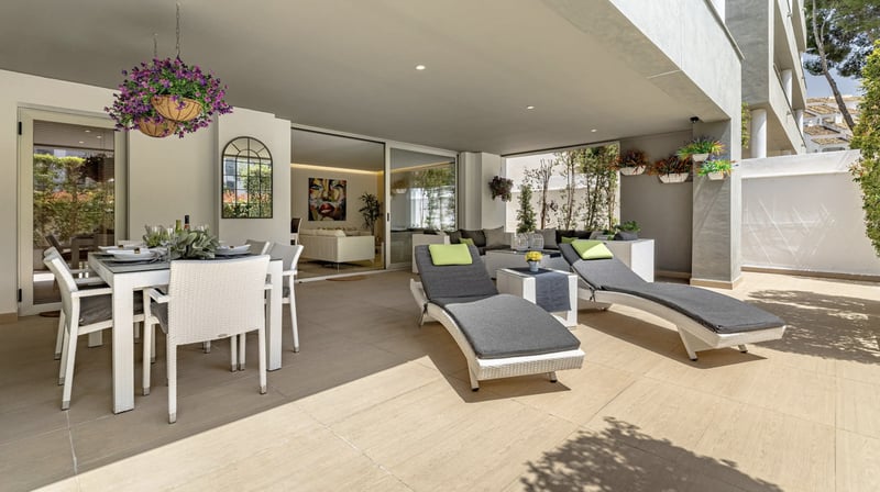 Apartment in Puerto Banus - view 1