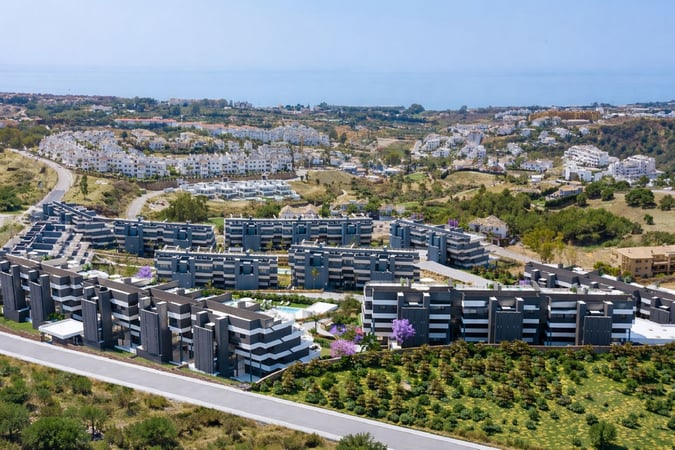 Apartment in Estepona - view 1