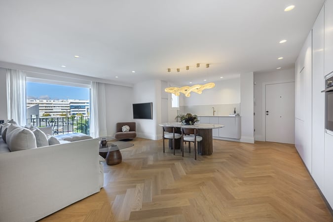 Apartment in Puerto Banus - view 1