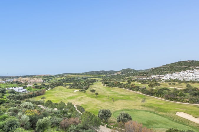 Apartment in Estepona - view 1