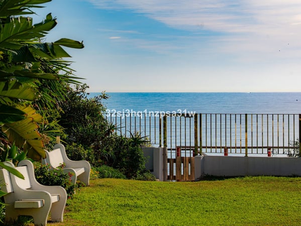 House in Estepona - view 1