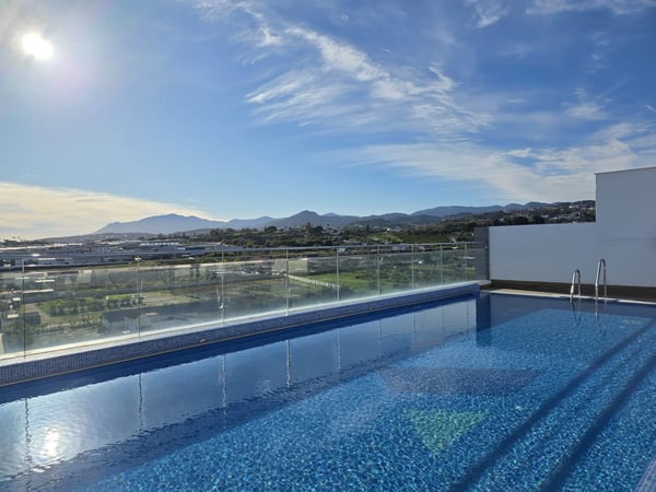 Apartment in Nueva Andalucia - view 1